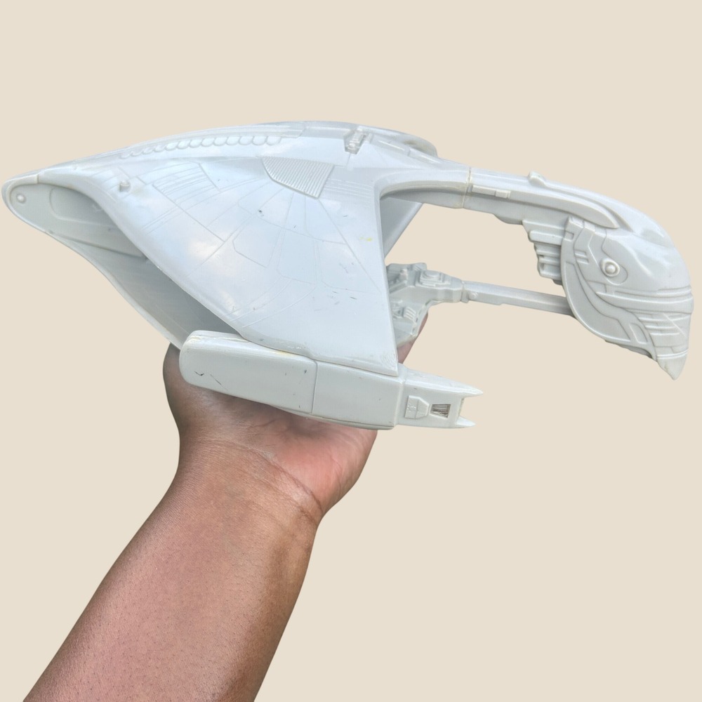 Playmates Star Trek Klingon Bird of Prey Ship Gray Plastic Vintage Good